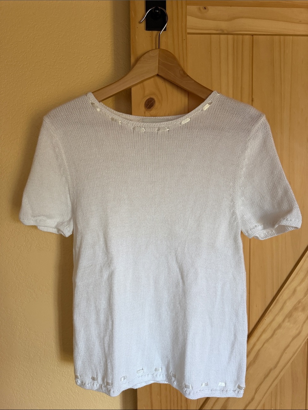 Casual Corner White Short-Sleeve Knit Shirt